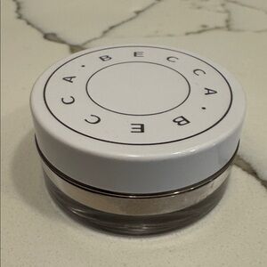🌸5/$25🌸 BECCA loose setting powder
